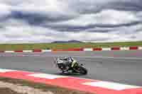 cadwell-no-limits-trackday;cadwell-park;cadwell-park-photographs;cadwell-trackday-photographs;enduro-digital-images;event-digital-images;eventdigitalimages;navarra;no-limits-trackdays;peter-wileman-photography;racing-digital-images;trackday-digital-images;trackday-photos